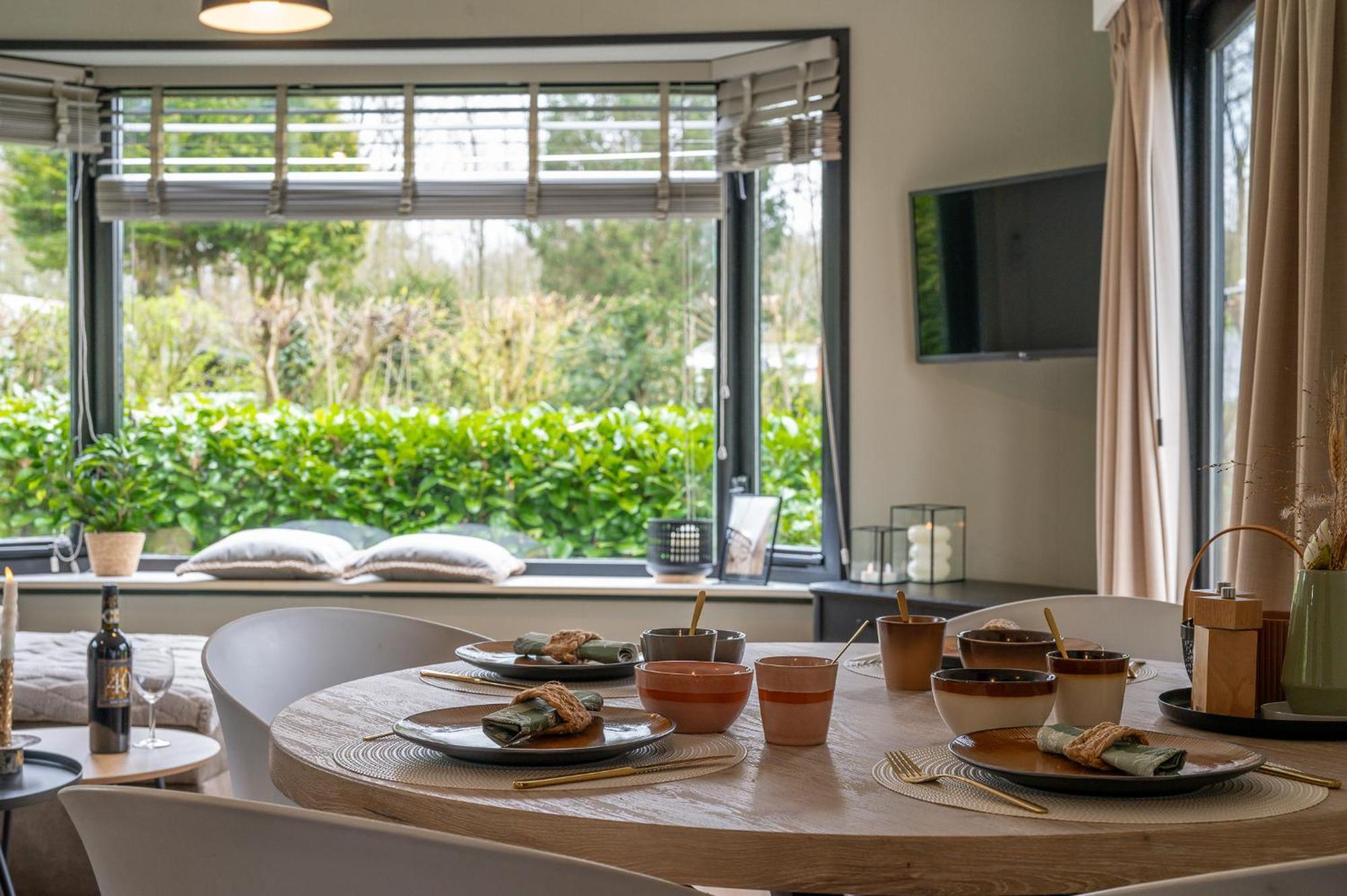 Hotel Chique Chalet Met Zicht Over De Weilanden Op De Veluwe Epe Luaran gambar