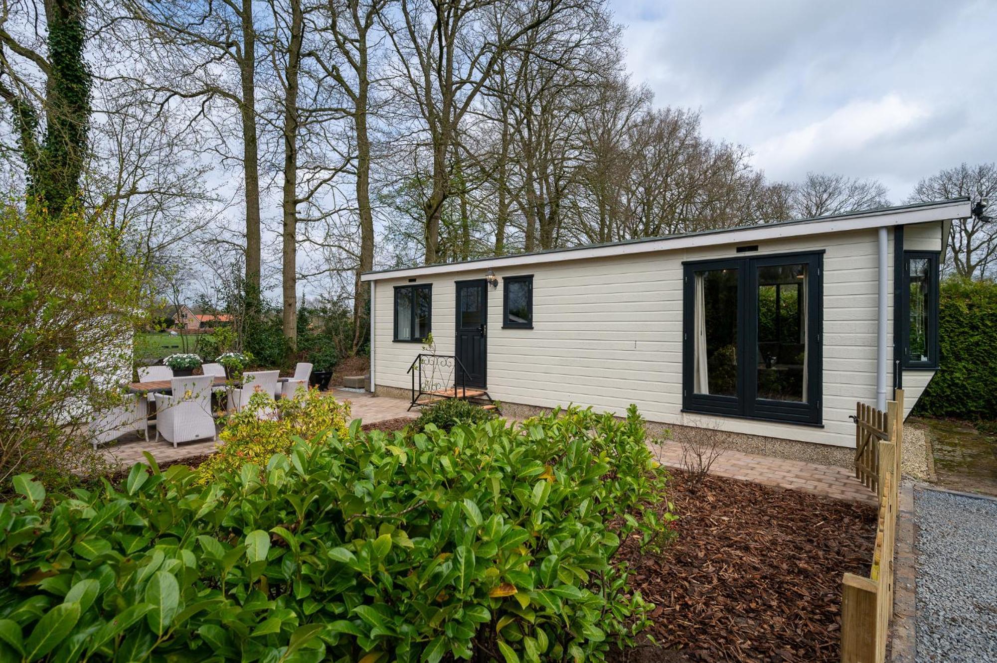 Hotel Chique Chalet Met Zicht Over De Weilanden Op De Veluwe Epe Luaran gambar